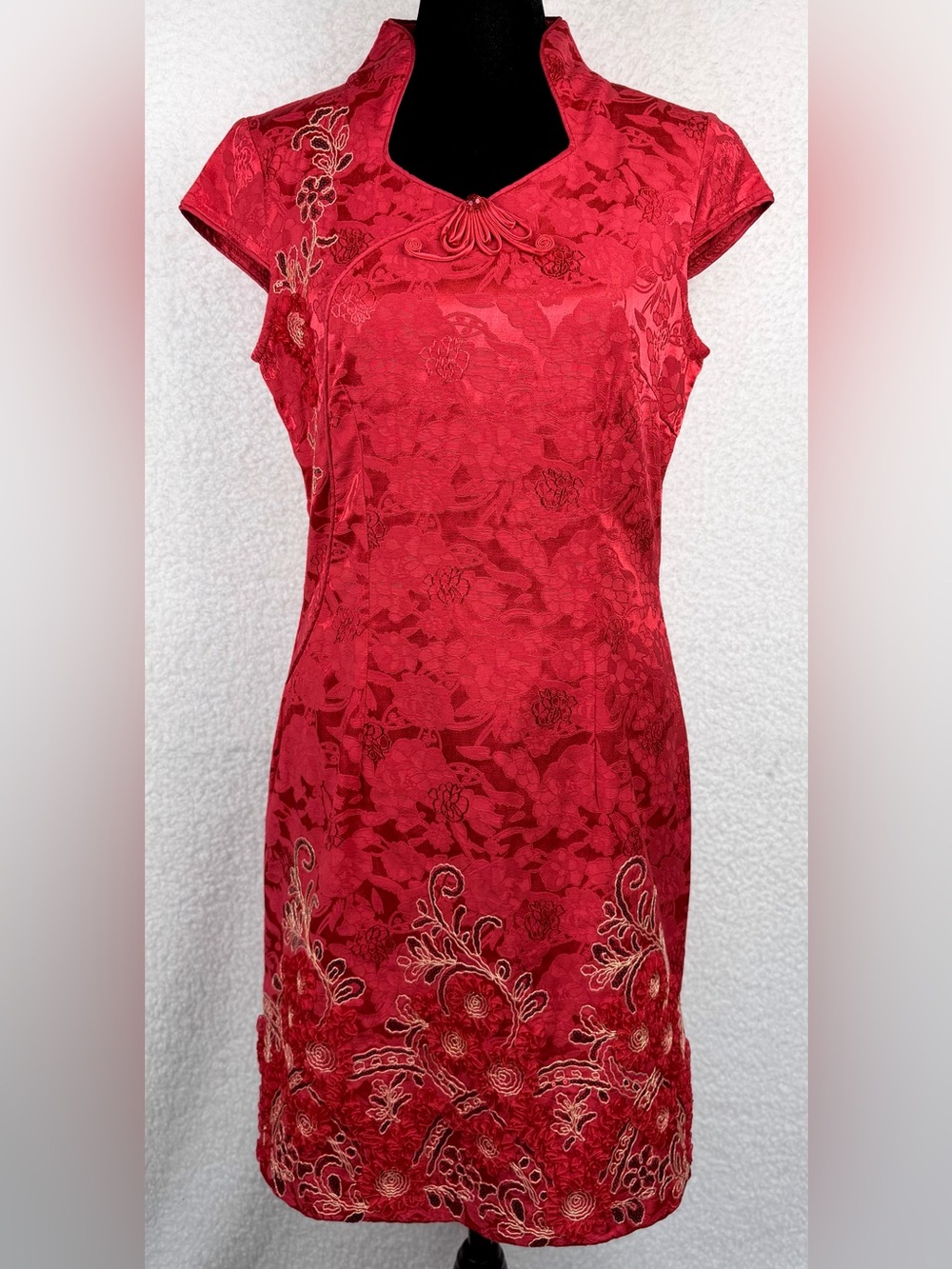 Red/Gold Floral Embroidered Mandarin Collar Sheath Mini Dress, XL - Picture 13 of 15